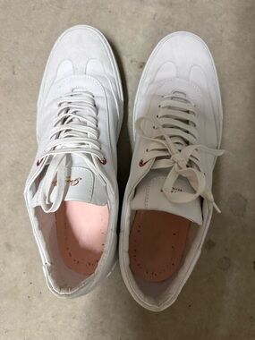 Goodman brand shoes needs sole